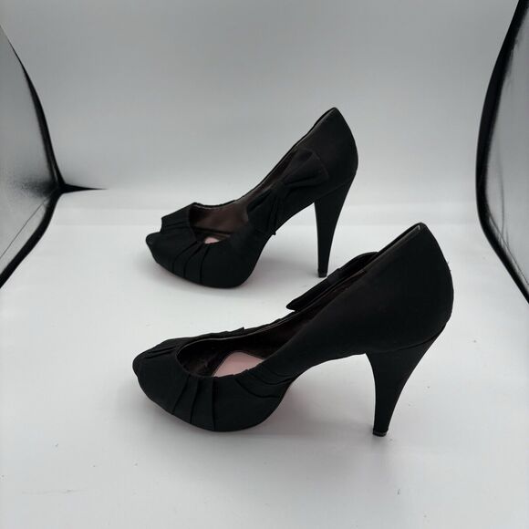 Paris Hilton High Heels Pumps Womens Size 9 Regal Black Peep Toe Bows Ruffles C2 - Picture 9 of 10